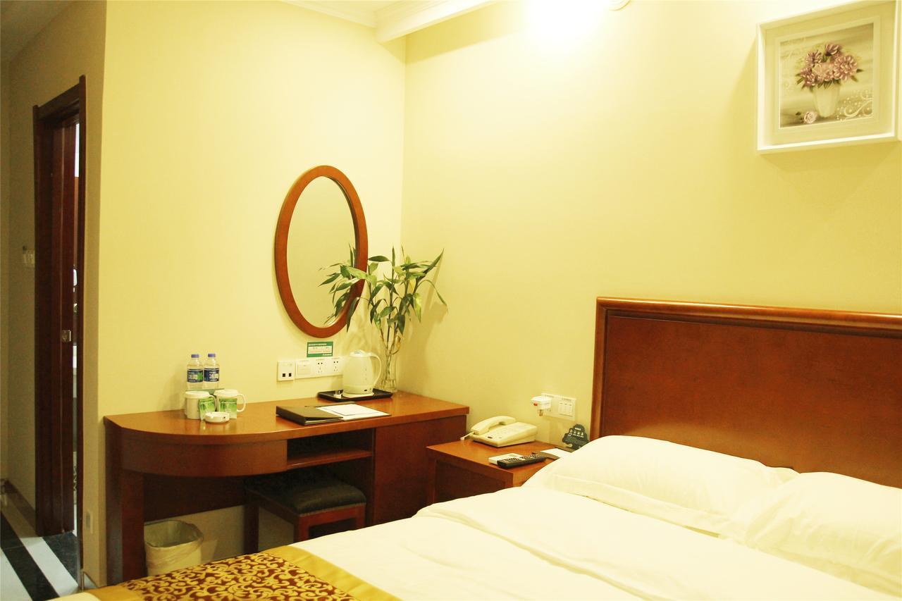Greentree Inn Huai'An Bus Station Golden Eagle Xinya Huaihai Road Business Hotel Extérieur photo